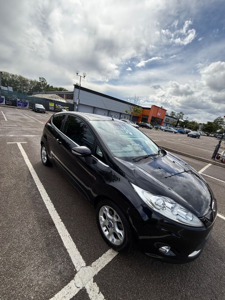 Ford, FIESTA, Hatchback, 2012, Manual, 1242 (cc), 3 doors