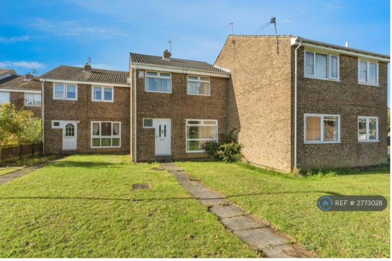 3 bedroom house in Rhuddlan Court, Newcastle Upon Tyne, NE5 (3 bed) (#2773028)