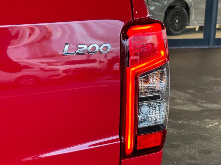 2020 Mitsubishi L200 Double Cab DI-D 150 Warrior 4WD Auto PICK UP DIESEL Automatic