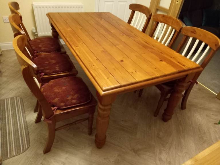 Solid Wood Dining Table and 6 Chairs – Good Condition