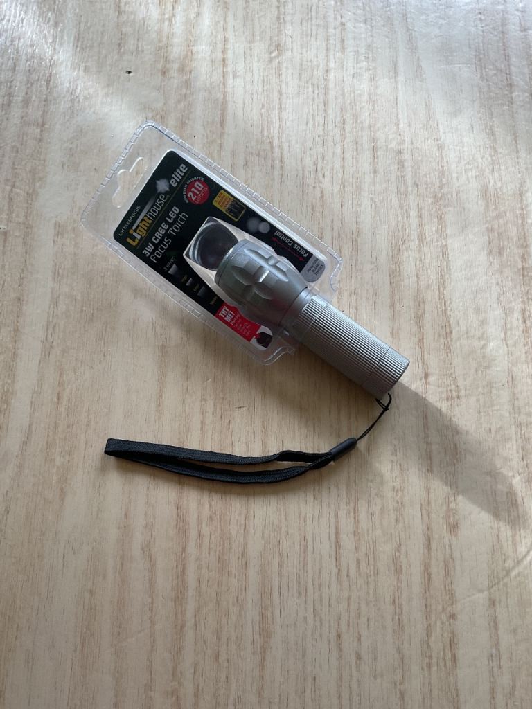 ULTRA-BRIGHT LED ALUMINIUM TORCH