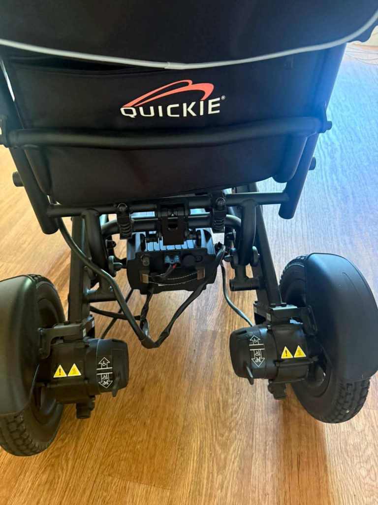 Electric wheelchair