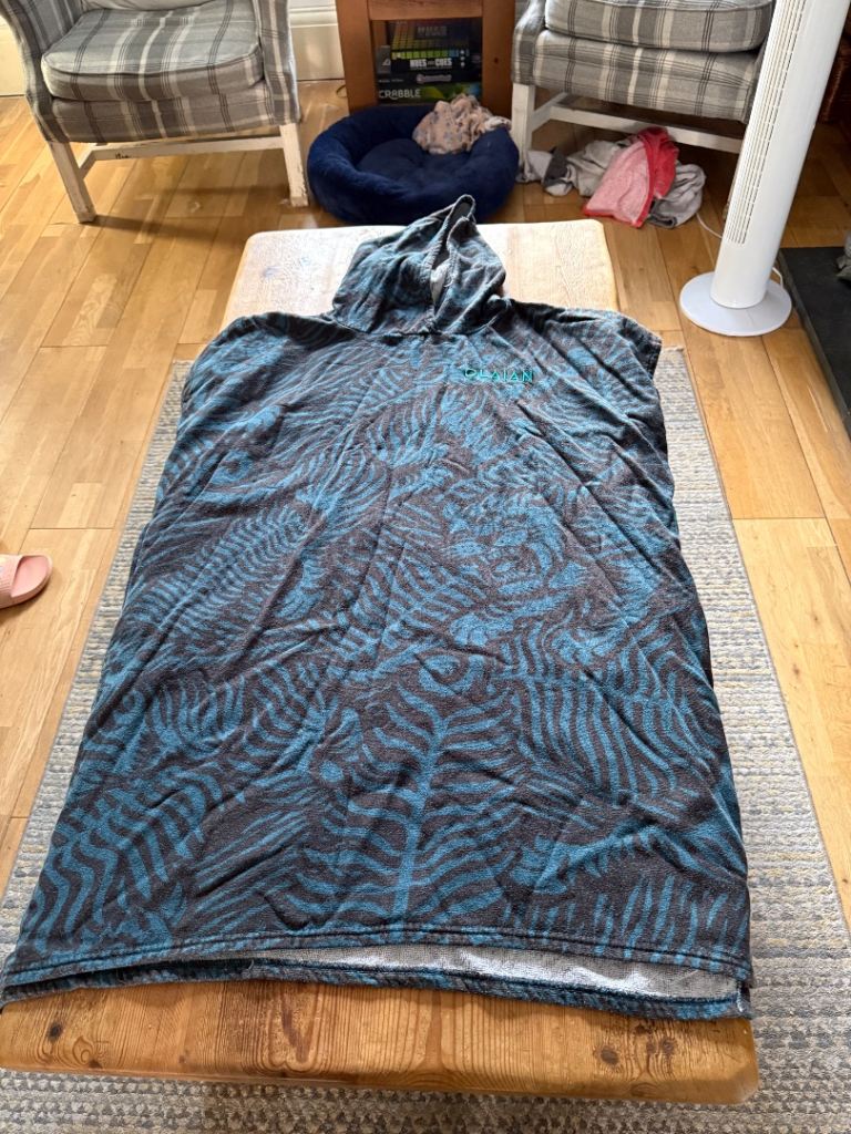 Olaian Surf Poncho Changing Robe - Multicoloured, Good Condition