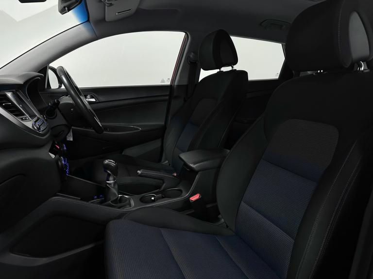 2016 Hyundai TUCSON Blue Drive SE Nav 1.7 CRDi ( 116 bhp ) Station Wagon Diesel Manual