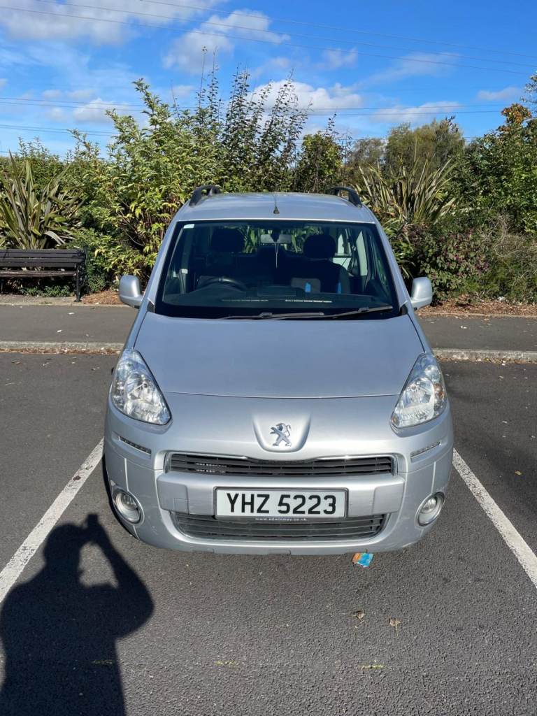 Peugeot, PARTNER TEPEE, MPV, 2015, Manual, 1560 (cc), 5 doors