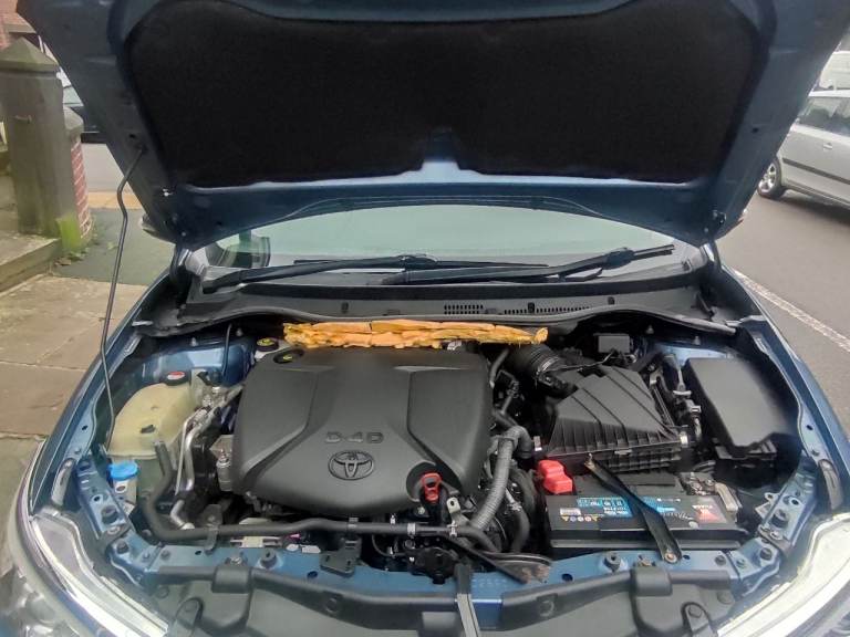 Toyota, AURIS, Hatchback, 2016, Manual, 1598 (cc), 5 doors