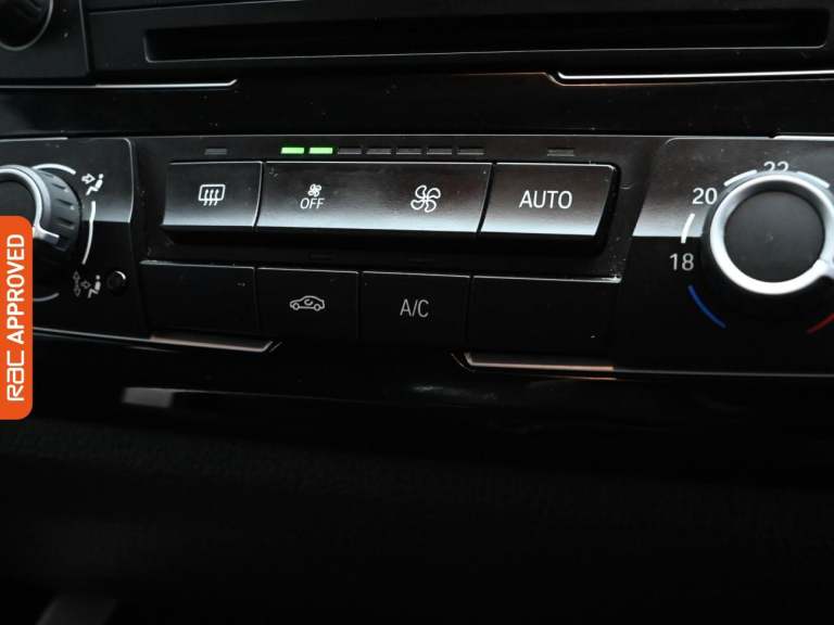 2016 BMW 1 Series 2.0 118d SE Hatchback 3dr Diesel Manual Euro 6 (s/s) (150 ps) Hatchback DIESEL ...