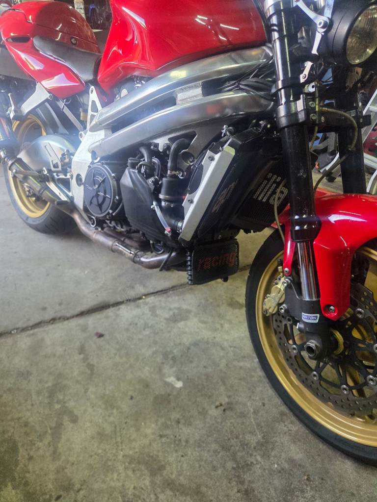 Aprilia falco street fighter 