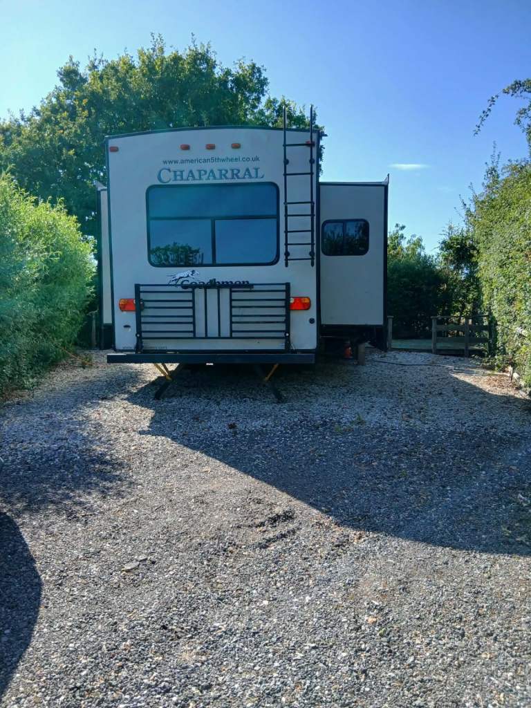 2016 Coachmen Chaparral 5th Wheel