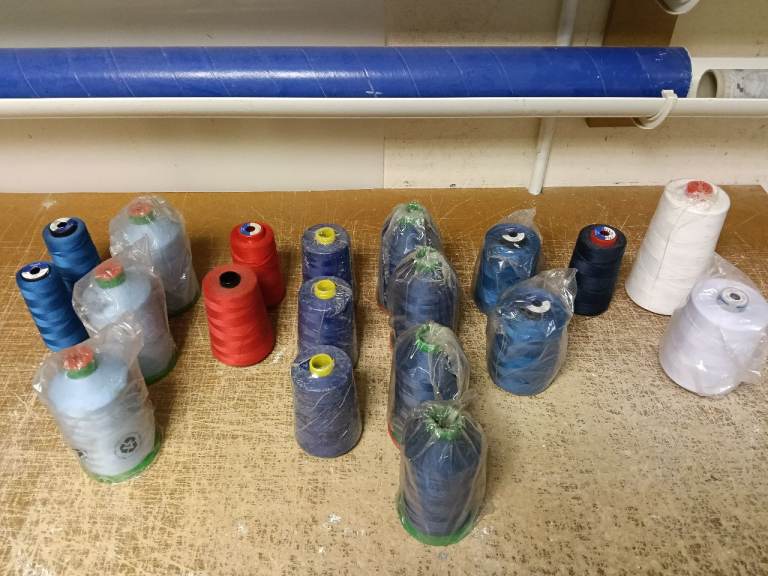 Various reels of thread