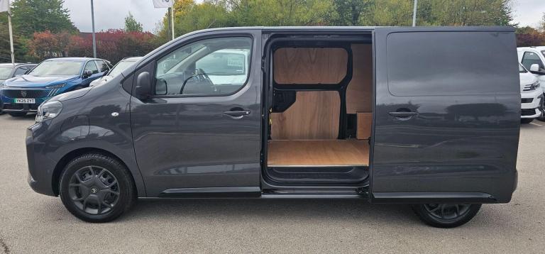 2025 Citroen Dispatch 75 kWh Driver M Auto MWB 6dr (7.4kW Charger) PANEL VAN Electric Automatic