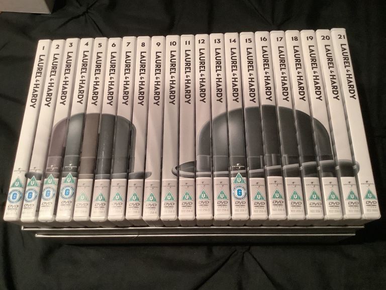 LAUREL AND HARDY BOX SET