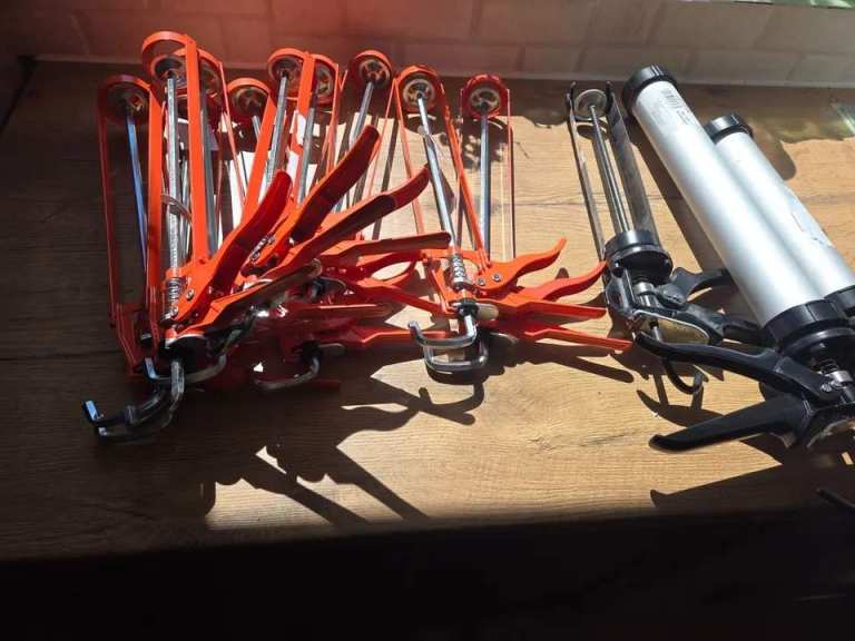 Caulking Selection of sealant guns x13 all working