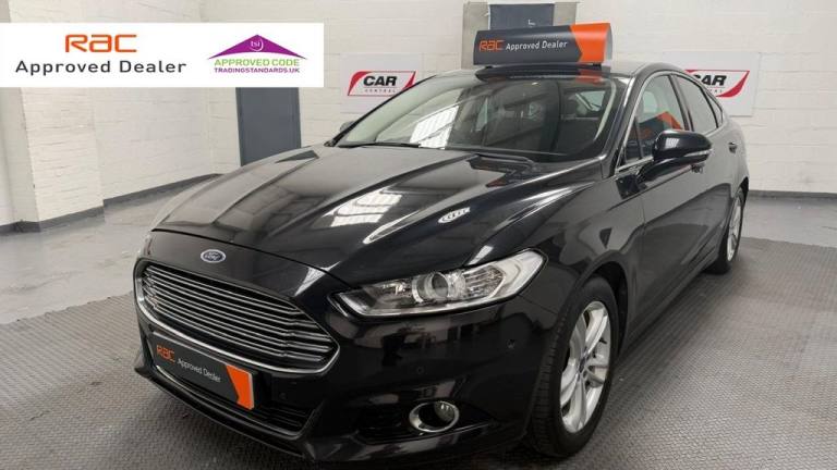 2015 Ford Mondeo 2.0 TDCi Titanium Hatchback 5dr Diesel Manual Euro 6 (s/s) (180 ps) Hatchback Di...