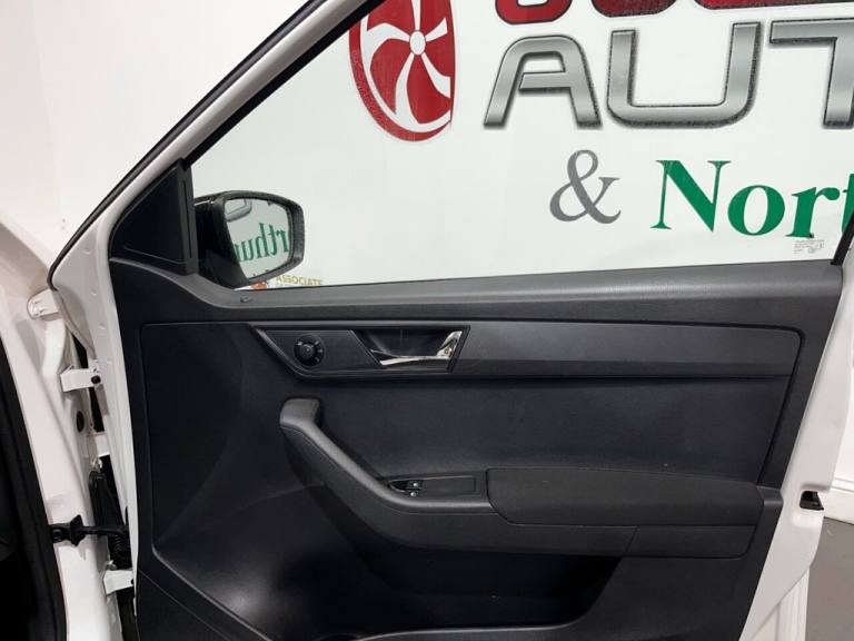 2018 Skoda Fabia 1.0 TSI Monte Carlo Hatchback 5dr Petrol Manual Euro 6 (s/s) (95 ps) Hatchback P...