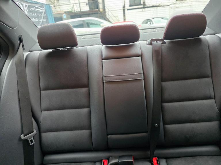 2013 Mercedes-Benz C Class C220 CDI BlueEFFICIENCY AMG Sport Plus 4dr Auto SALOON DIESEL Automatic