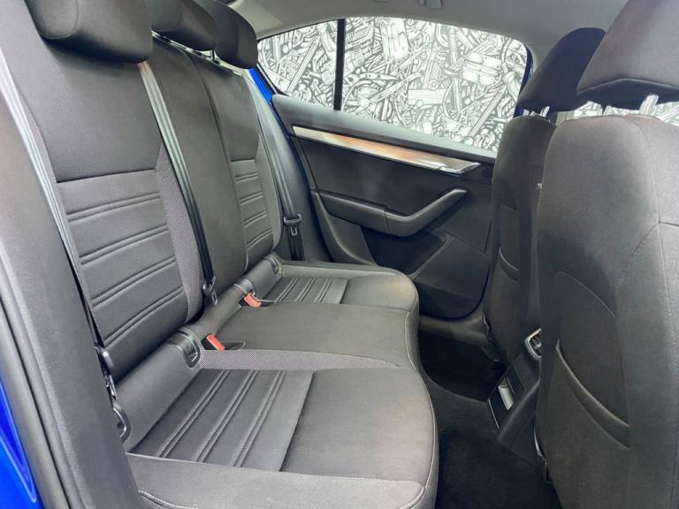 2018 Skoda Octavia 1.6 TDI SCR SE Hatchback 5dr Diesel Manual Euro 6 (s/s) (115 ps) Hatchback Die...