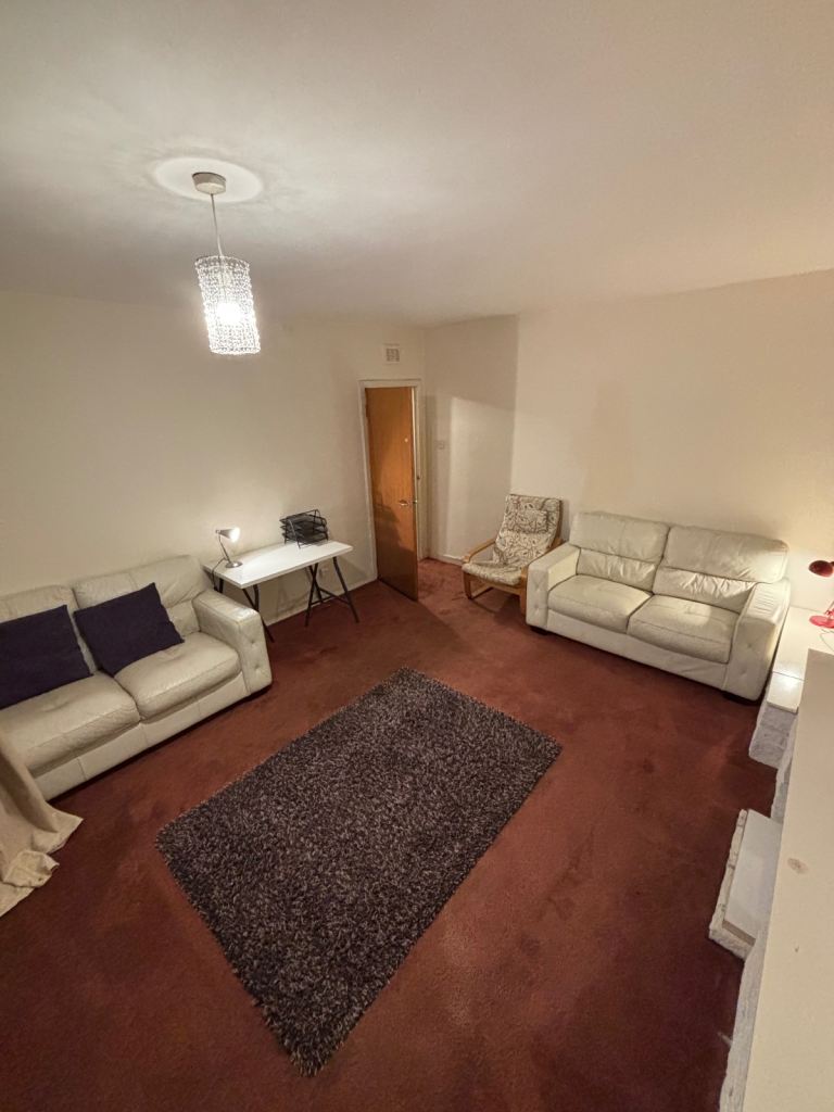 One-Bedroom Flat for Rent 