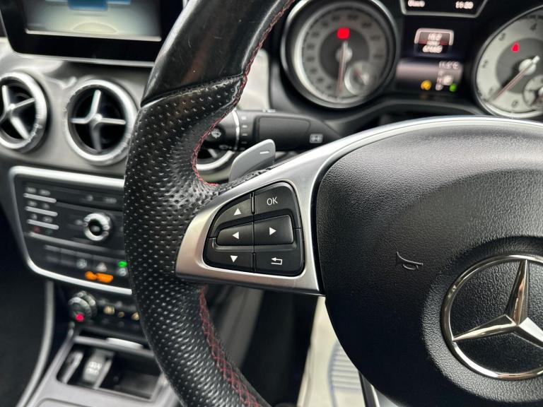 2015 Mercedes-Benz CLA 2.1 CLA220 CDI AMG Sport Coupe 7G-DCT Euro 6 (s/s) 4dr SALOON Diesel Autom...