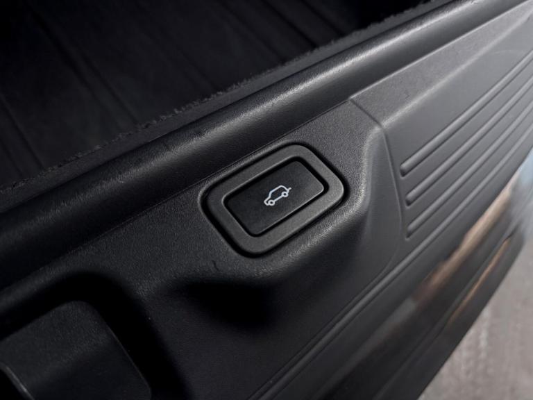  Land Rover Range Rover 4.4 SD V8 Autobiography SUV 5dr Diesel Auto 4WD Euro 6 (s/s) (339 ps) Die...