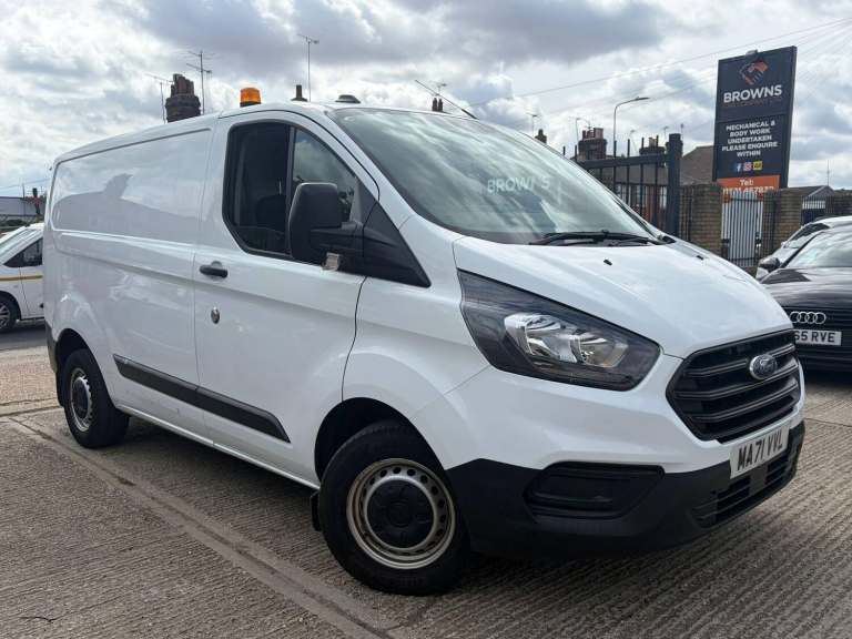 2021 Ford Transit Custom 2.0 EcoBlue 130ps Low Roof Leader Van PANEL VAN DIESEL Manual