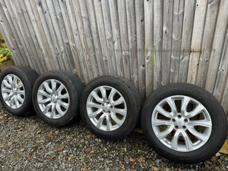 Evoque wheels and tyres
