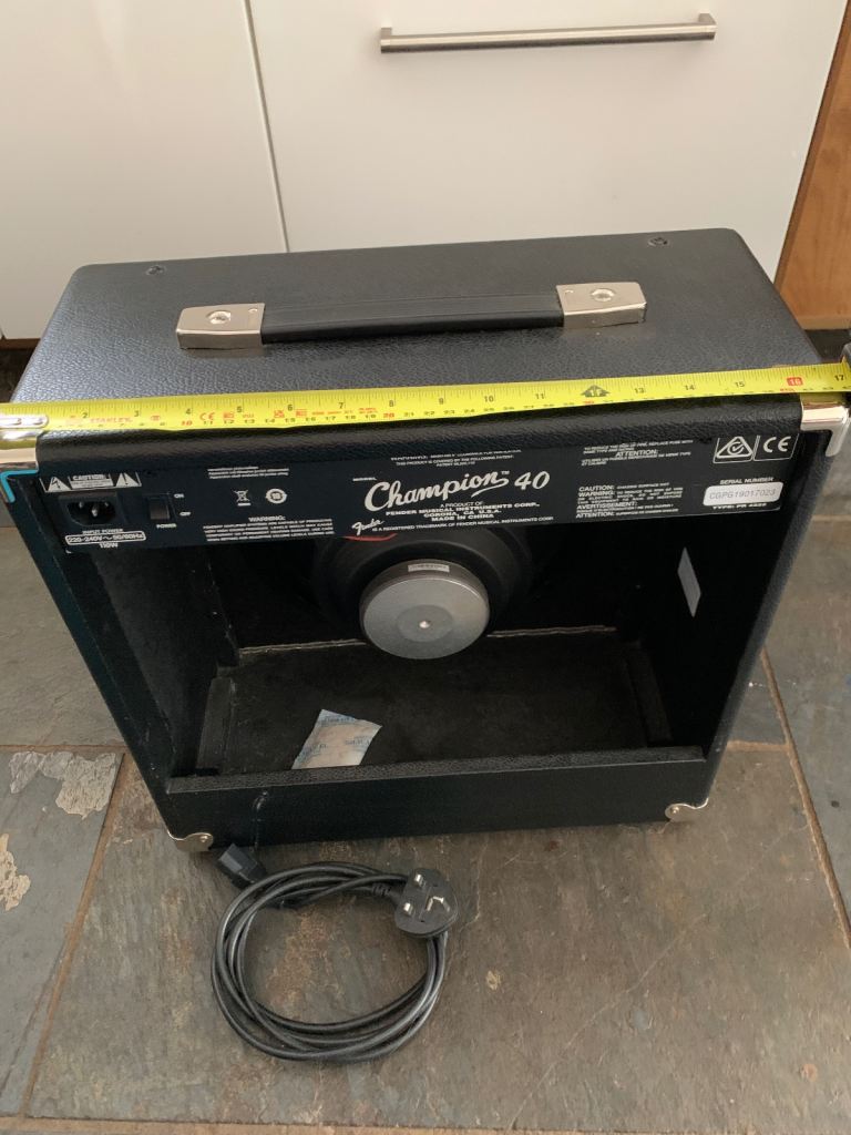 Fender champion 40 guitar amp