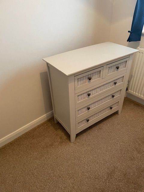 Drawers in excellent condition (suit a child)