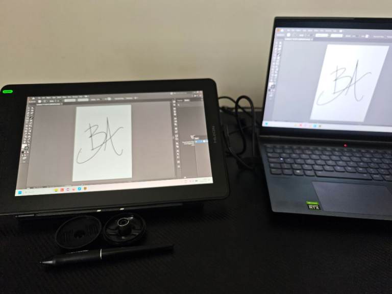 Huion Kamvas 13 Graphics Drawing Tablet (Screen Pen Display) – Pristine Condition with Box