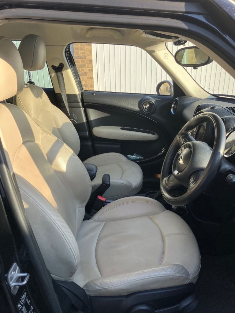 Mini, COUNTRYMAN, Hatchback, 2015, Semi-Auto, 1598 (cc), 5 doors