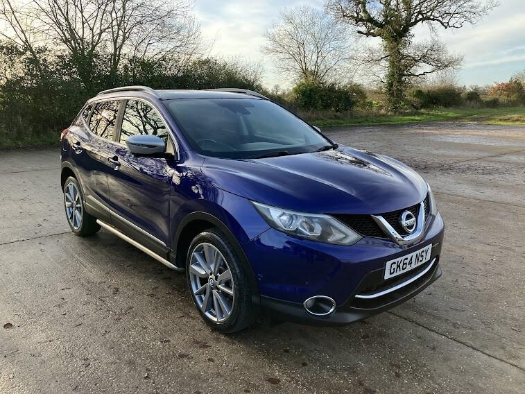 NISSAN QASHQAI 1.6 dCi Tekna Automatic 2015
