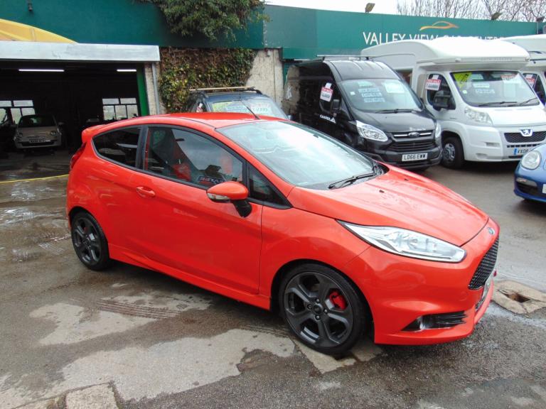 2017 Ford Fiesta 1.6 EcoBoost ST-2 3dr HATCHBACK Petrol Manual