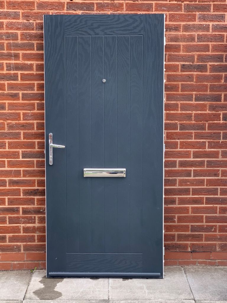 COMPOSITE FRONT DOOR SIDE DOOR IN ANTHRACITE GREY KEYS 90cm WIDE 198.5cm HIGH Can Deliver