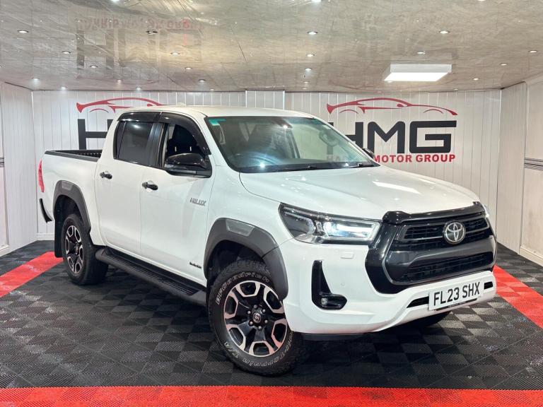 2023 Toyota Hilux 2.4 D-4D Invincible Auto 4WD Euro 6 (s/s) 4dr PICK UP Diesel Automatic
