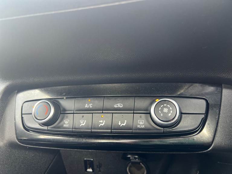2021 Vauxhall Corsa Corsa 1.2 Se 5 door Hatchback Petrol Manual