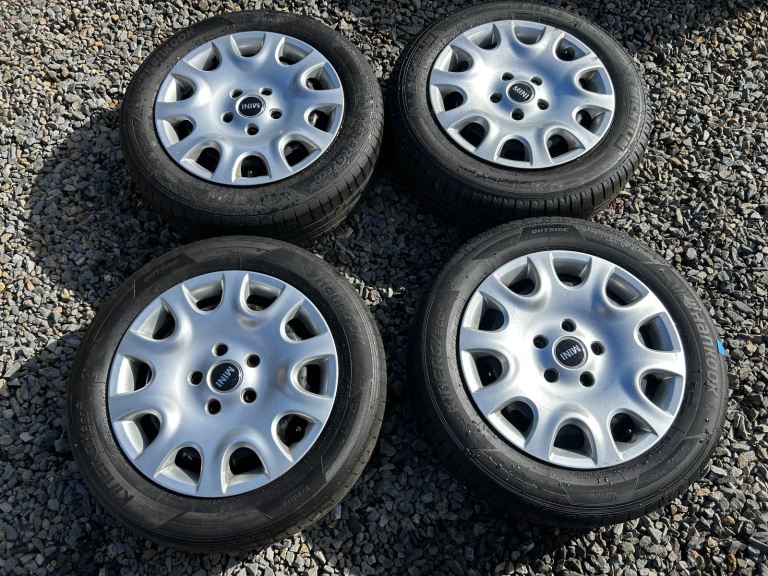 Mini 15inch steel wheels with hub caps