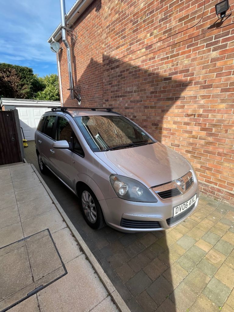 Zafira 1.6 Club - 7 Seater 