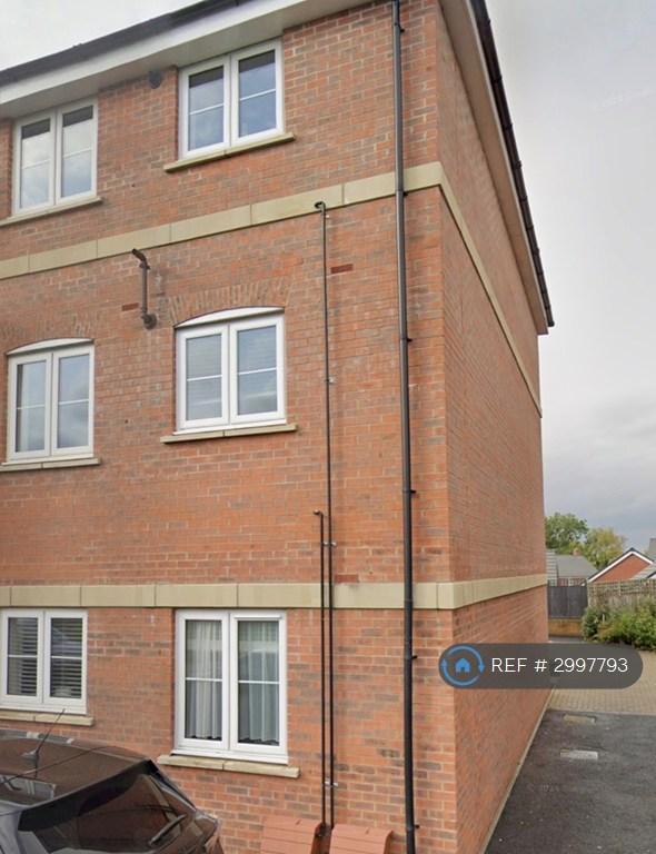 2 bedroom flat in Newton Leys, Milton Keynes, MK3 (2 bed) (#2997793)