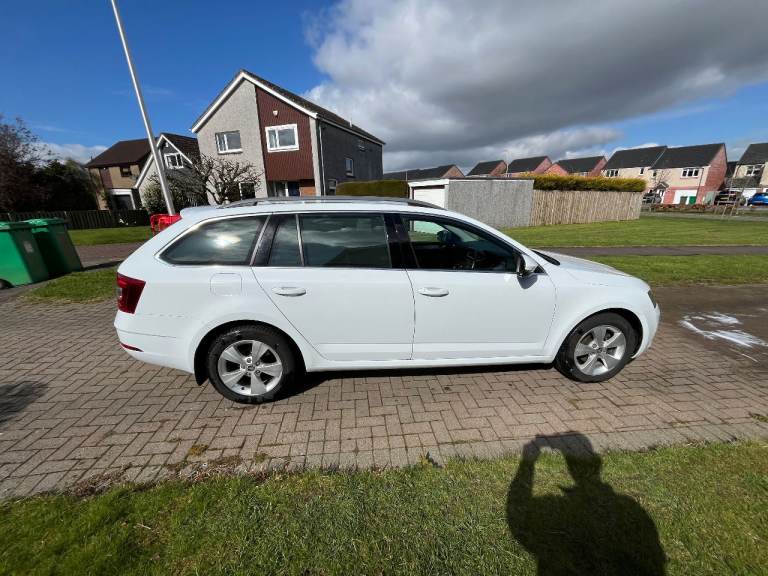 Skoda Octavia SE Technology 1.0 TSi DSG Estate - Great Specification and condition. 