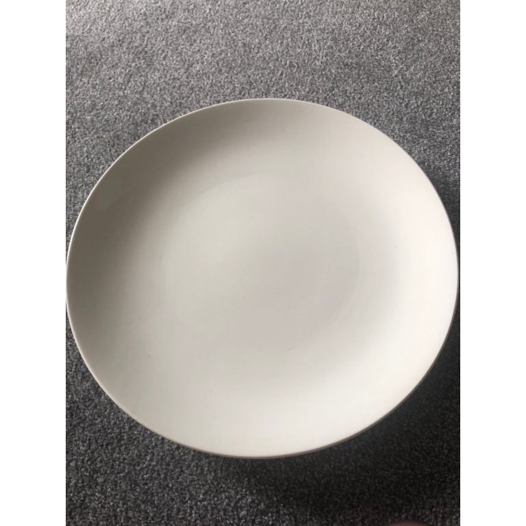 Large serving plate 