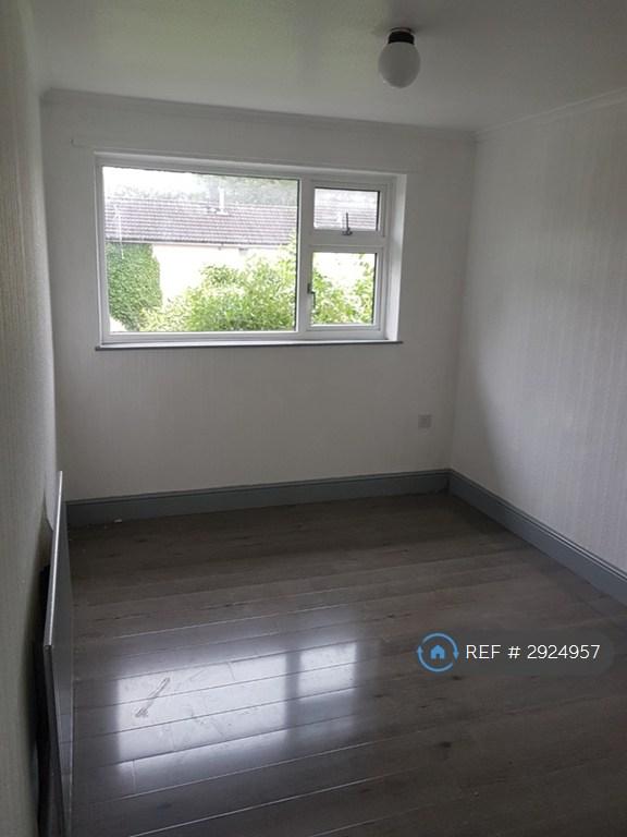 3 bedroom house in Quarry Avenue, Nottingham, NG6 (3 bed) (#2924957)
