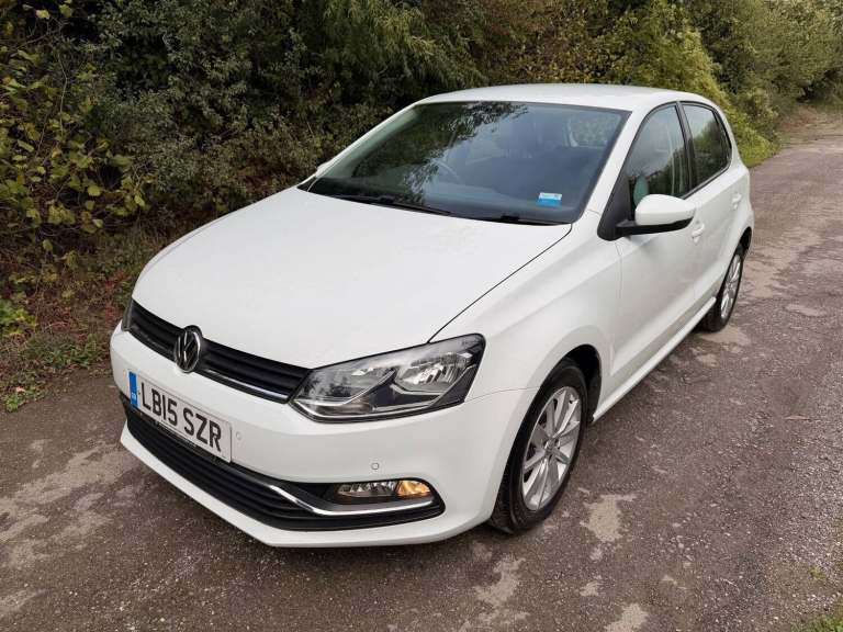 Volkswagen Polo 1.0 BlueMotion Tech SE Hatchback 5dr Petrol Manual Euro 6 (s/s) (75 ps) Petrol Ma...