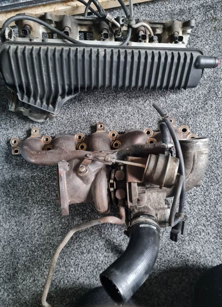 Ford focus ST / volvo 2.5 turbo petrol engine parts and other parts