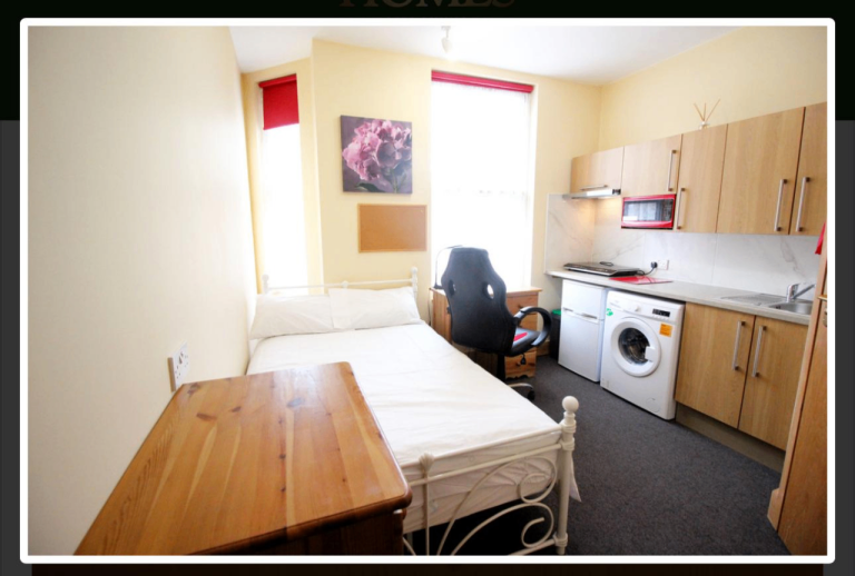 Separate & Spacious Studio for Rent in - CV1 3EG