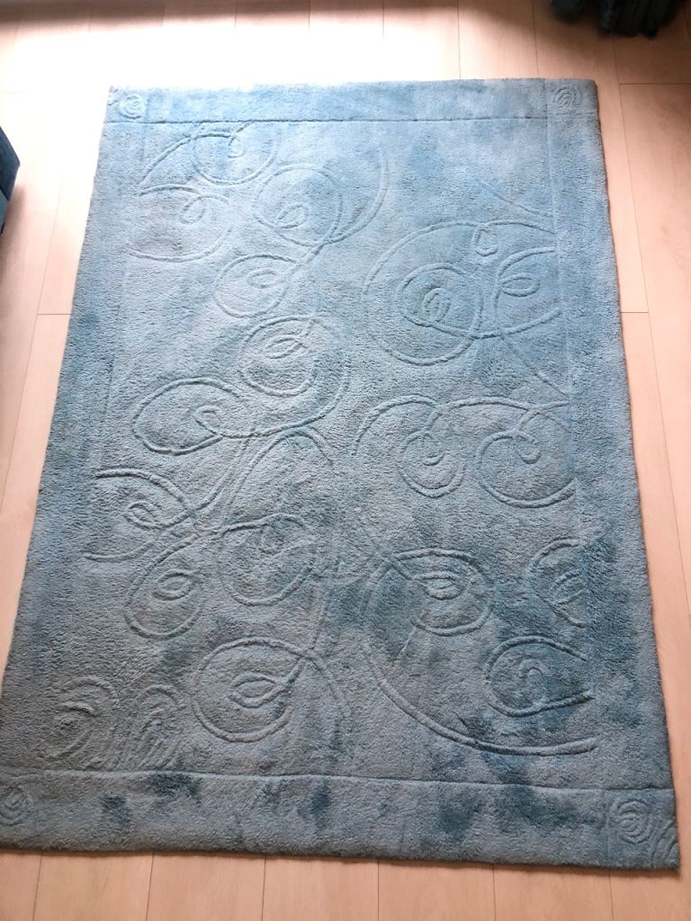 Light blue rug 120 x170 cm