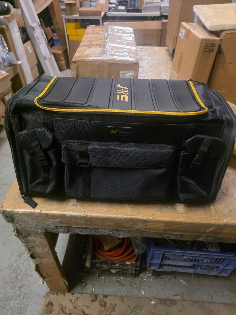 A new still packed large Car Boot Storagebox.