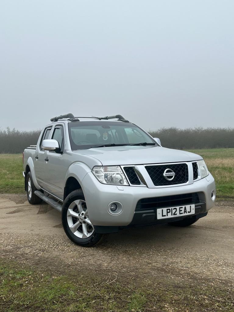 2012 Nissan Navara Double Cab Pick Up Tekna 2.5dCi 190 4WD Auto PICK UP Diesel Automatic