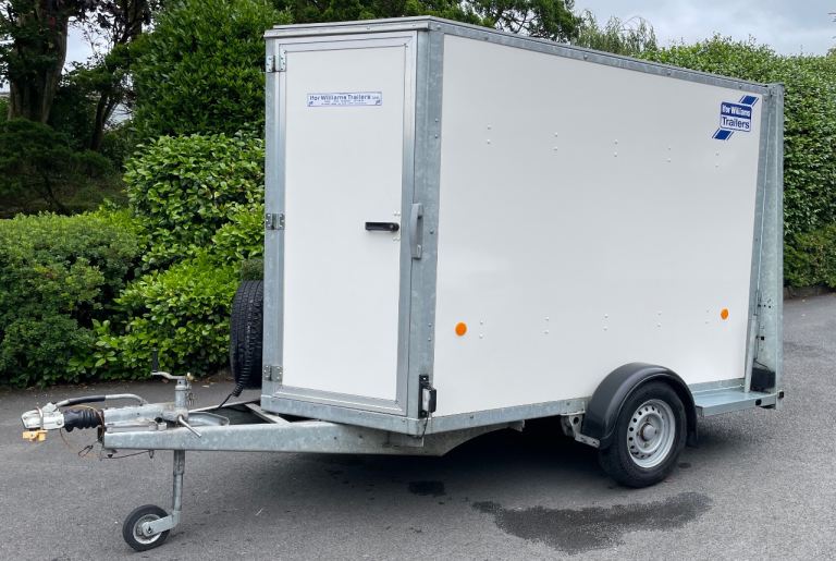 Ifor Williams BV85 single axle box trailer with roller rear door.