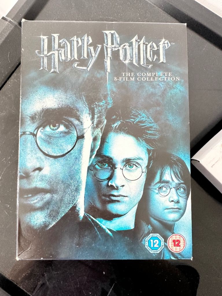 Harry Potter DVD box set - all 8 movies 