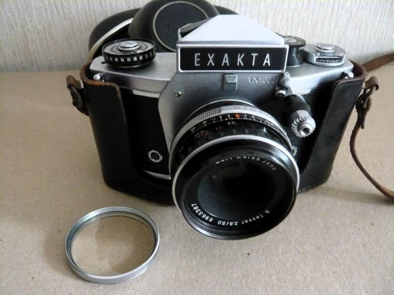 Exakta VX1000
